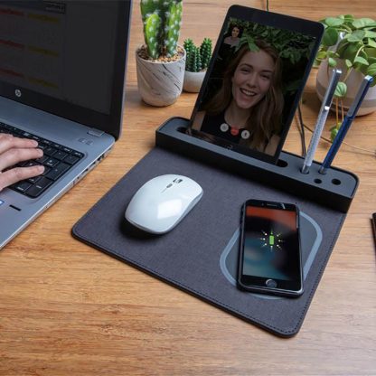 Mousepad cu incarcare wireless 5W si USB